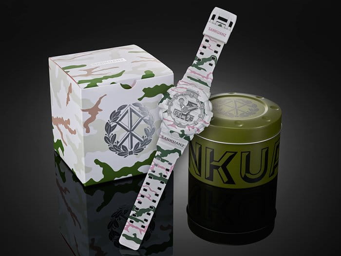 Casio Casio G-Shock GA-700SKZ-7A, g-shock япония мужские часы на браслете пластик боковой вид