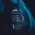 Casio Casio G-Shock DW-6900BWD-1DR g-shock японские мужские часы на браслете пластик боковой вид