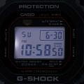 Casio Casio G-Shock DW-5000R-1A электронные мужские часы часы крупный план черный циферблата
