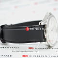 Victorinox 241905 мужские часы застежка крупным планом