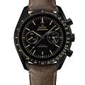 Omega Omega Speedmaster Dark Side of the Moon 311.92.44.51.01.006   Dark Side of The Moon 31192445101006 механические мужские часы черный циферблат, браслет кожаный — вид спереди