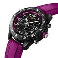 Breitling Breitling Endurance Pro 38 X83310F61B1S1 , наручные женские часы фото под углом