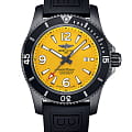 Breitling Breitling Superocean Automatic 46 Black Steel M17368D71I1S1  M17368D71I1S1 механические мужские часы желтый циферблат, браслет каучук — вид спереди