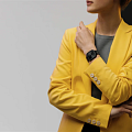 Rado Rado True Square Thinline x Les Couleurs Le Corbusier R27062152, true square швейцария мужские часы на браслете высокотехнологичная керамика + титан боковой вид