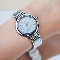 Citizen Citizen Citizen L EM1100-84D,  япония женские часы на браслете нержавеющая сталь боковой вид