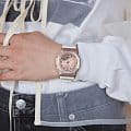 Casio Casio G-Shock GM-S2100CW-7ADR (GM-S2100CW-7A) GM, наручные женские часы фото под углом