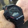 Casio Casio G-Shock DW-5900-1 мужские часы черный циферблат на запястье