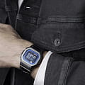 Casio Casio G-Shock MRG-B5000BA-1DR (MRG-B5000BA-1), g-shock япония мужские часы на браслете титановый боковой вид