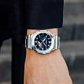 Casio Casio G-Shock GM-2110D-2B мужские часы синий циферблат на запястье