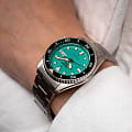 Seiko SRPK33K1 наручные мужские часы застежка крупным планом