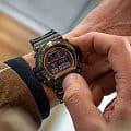 Casio Casio G-Shock GM-6900BAPE-1 GM наручные мужские часы фото под углом.