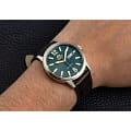 Orient RA-AA0C06E мужские часы застежка крупным планом