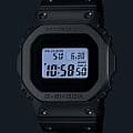 Casio Casio G-Shock GMW-B5000PC-1, g-shock япония мужские часы на браслете нержавеющая сталь боковой вид