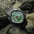 Casio Casio G-Shock GA-110CD-1A3DR (GA-110CD-1A3) электронные мужские часы часы крупный план зеленый циферблата