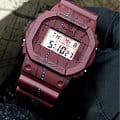 Casio Casio G-Shock DW-5600SBY-4DR (DW-5600SBY-4) электронные мужские часы часы, крупный план красный циферблат