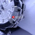 Tissot T1154272703100 наручные мужские часы застежка крупным планом