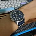 Seiko Seiko 5 Sports SRPE63K1S , наручные мужские часы фото под углом