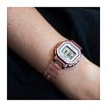 Casio Casio Collection LA-20WHS-4AEF  наручные женские часы фото под углом.