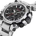 Casio Casio G-Shock MTG-B3000D-1AER MTG наручные мужские часы фото под углом.