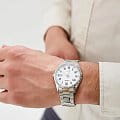 Casio MTP-1302PD-7B мужские часы застежка крупным планом