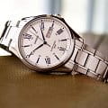 Casio MTP-1384D-7A2 мужские часы застежка крупным планом