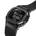 Casio Casio G-Shock GM-S5600YS-1DR (GM-S5600YS-1) GM наручные мужские часы фото под углом.