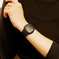 Casio Casio G-Shock GMD-S5600-1  наручные мужские часы фото под углом.